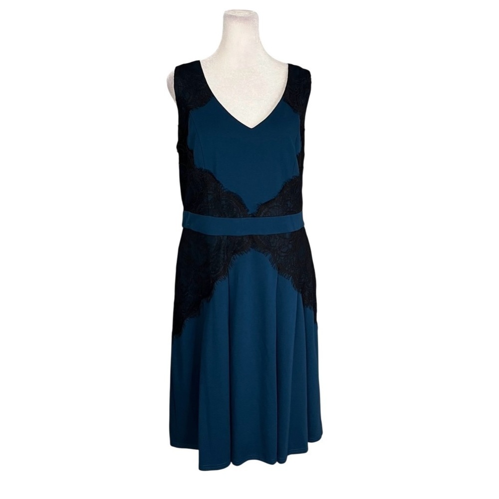 City Chic Lace Corset Teal Sleeveless Dress NWT Size 16 Small - Picture 3 of 7